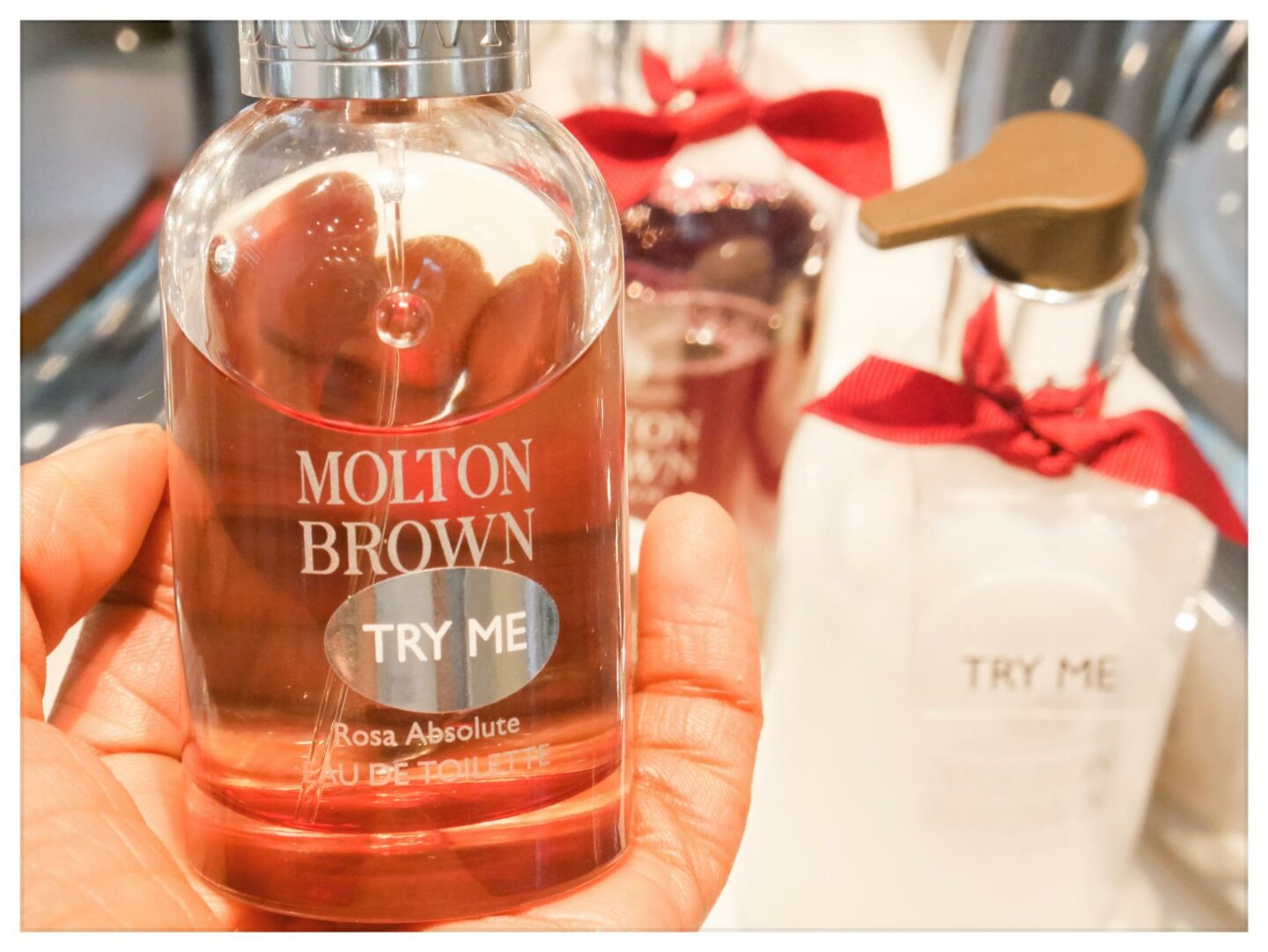 Rosa Absolute Free Molton Brown Pampering| Kitty and B