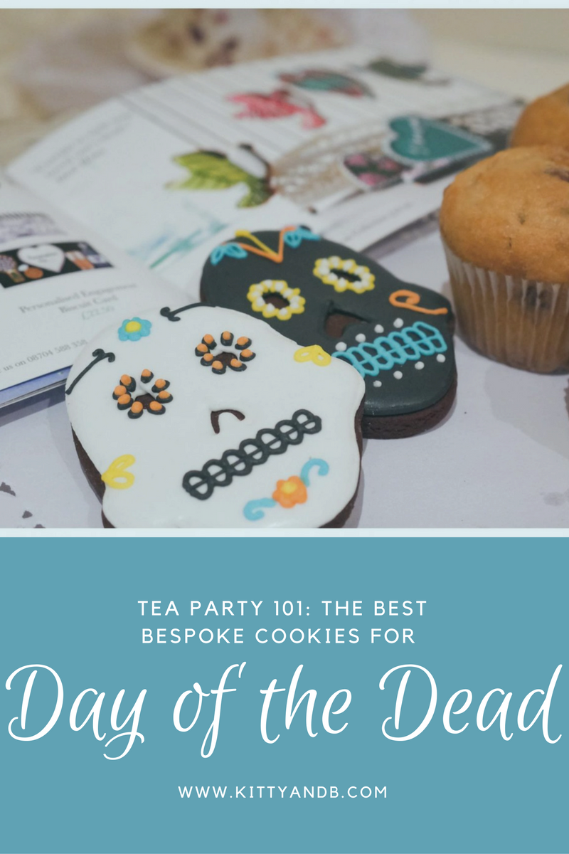 biscuiteers-12-delicious-handmad-bespoke-biscuits-for-your-day-of-the-dead-party-biscuiteers-www-kittyandb-com-4