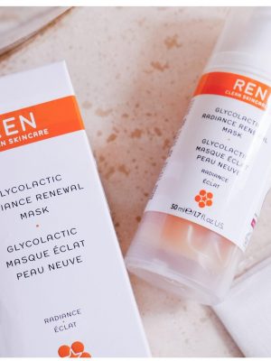 ren-skincare-glycolactic-radiance-renewal-mask-review-kitty-and-b
