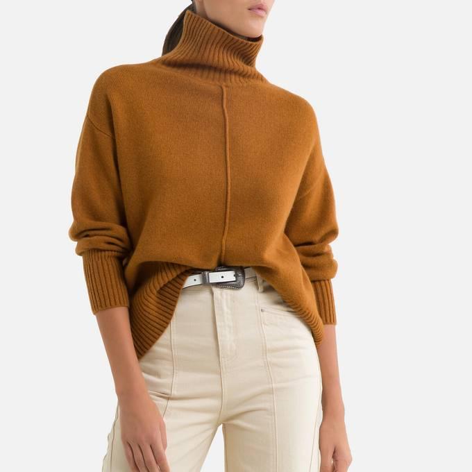 Camel Brown Funnel Jumper and White Trousers. An effortlessly chic way to wear brown.